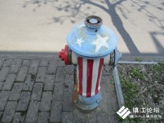 谁无聊给消防栓穿上花衣？